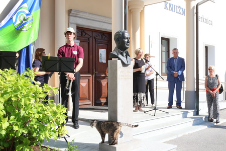 Odkritje kipa dr. Adolfa Obreze 10 Foto Ljubo Vukelič